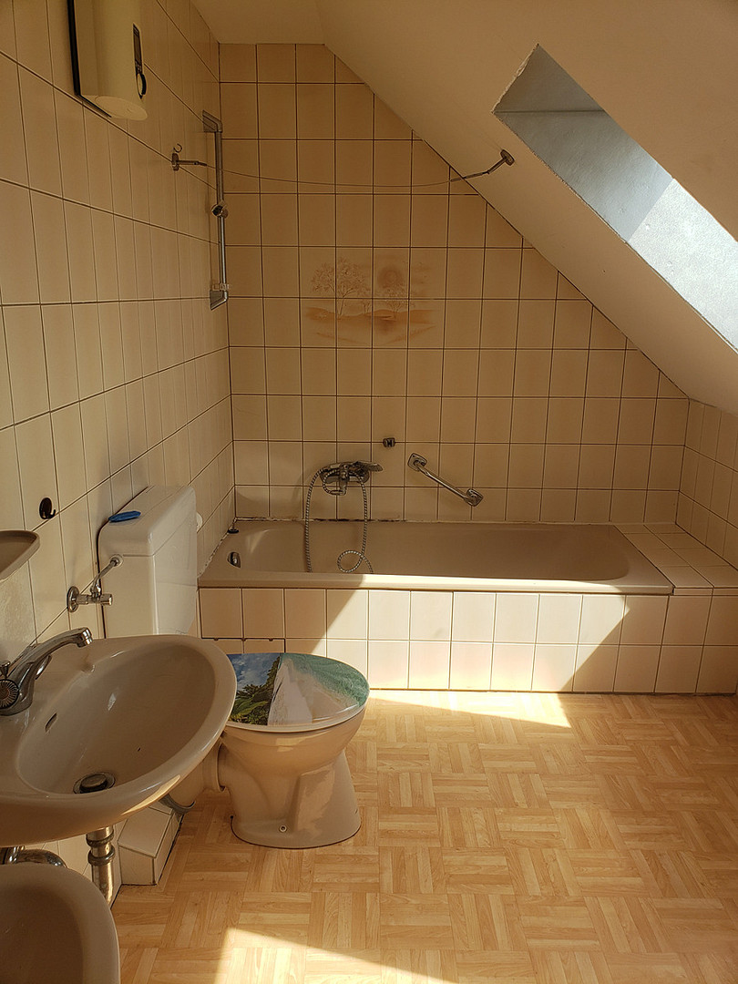 Freistehendes Einfamilienhaus in ruhiger Lage – Arholzen – Vorschaubild 14
