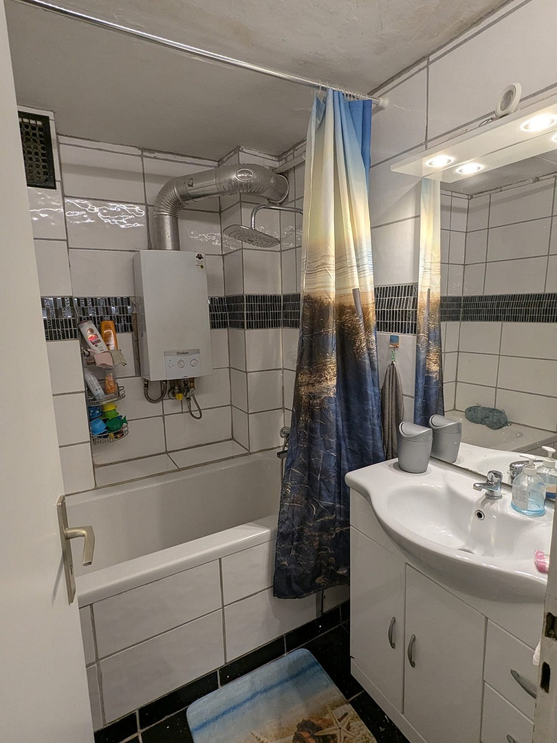 4 Zimmerwohnung mit 3 Balkonen in Pforzheim – Pforzheim – Vorschaubild 9