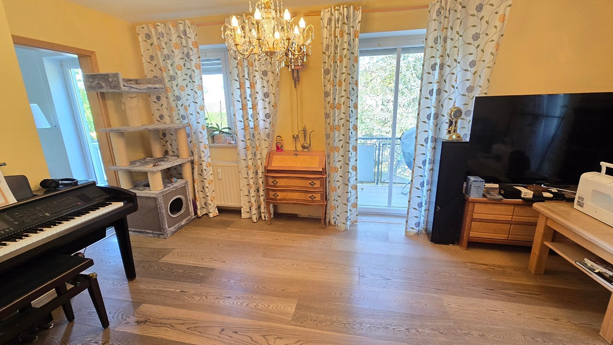 5-Zimmer Maisonette Wohnung mit Whirlpool in München – Tangastraße 6, 81827 München-Trudering-Riem(Trudering) – Vorschaubild 8
