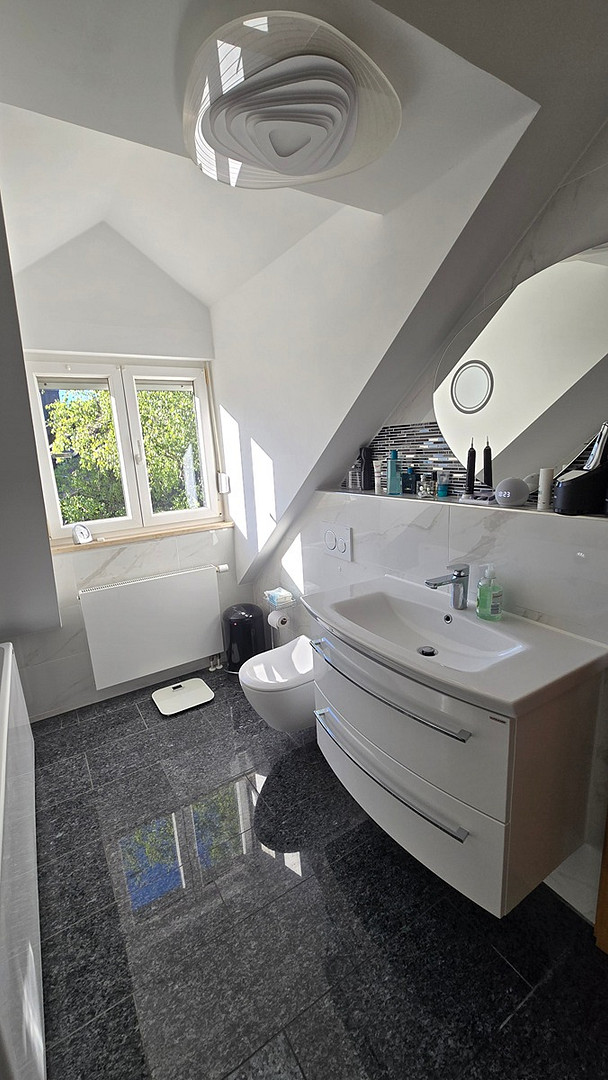 5-Zimmer Maisonette Wohnung mit Whirlpool in München – Tangastraße 6, 81827 München-Trudering-Riem(Trudering) – Vorschaubild 3