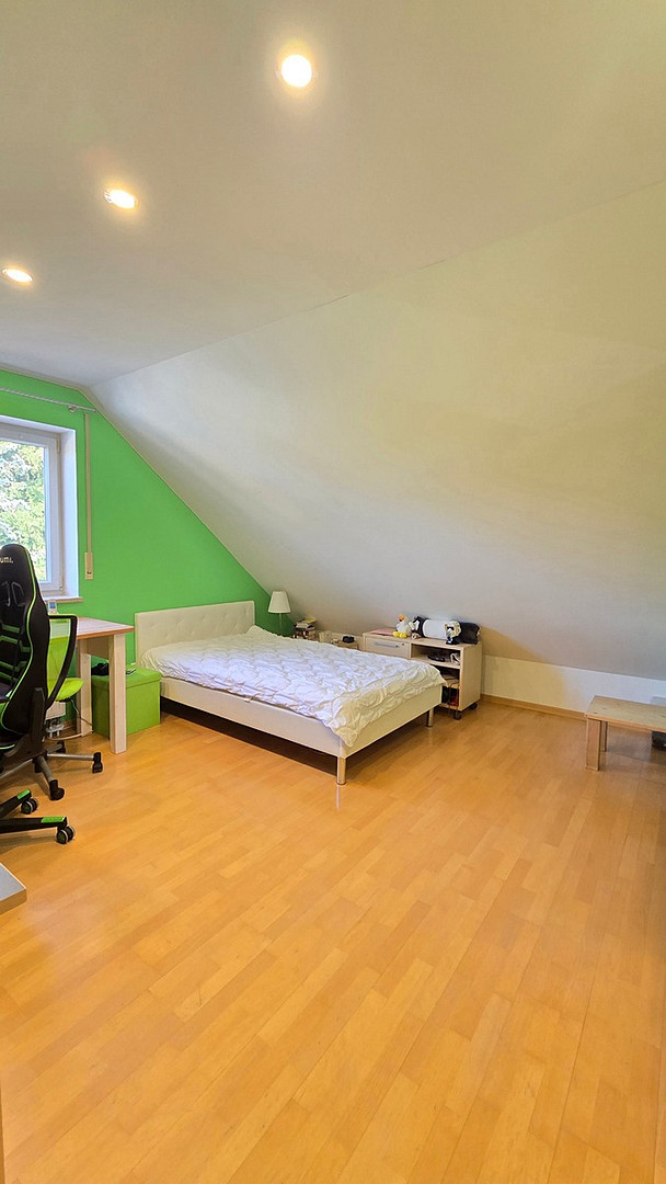 5-Zimmer Maisonette Wohnung mit Whirlpool in München – Tangastraße 6, 81827 München-Trudering-Riem(Trudering) – Vorschaubild 13