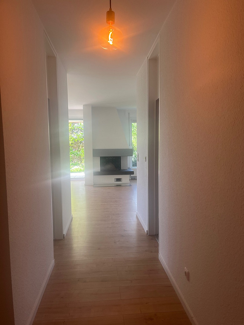 Wunderschöne Dreizimmerwohnung mit Garten und Terrasse – Händelstrasse 4, 65191 Wiesbaden – Vorschaubild 3