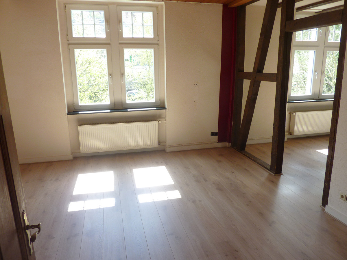 Charmante Altbauwohnung im Grünen – 3-Zimmer-Wohnung mit offener EBK auf ca. 95 m² – Kurvenstr. 34, 42399 Wuppertal-Beyenburg(Beyenburg) – Vorschaubild 9