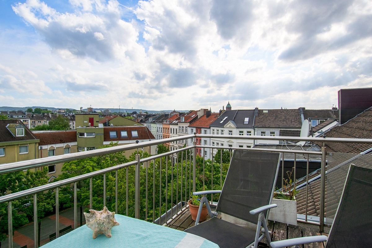 Exklusive Dachgeschosswohnung mit Dachterrasse, Empore und Altbaucharme – Oberstraße 9, 52070 Aachen – Vorschaubild 11