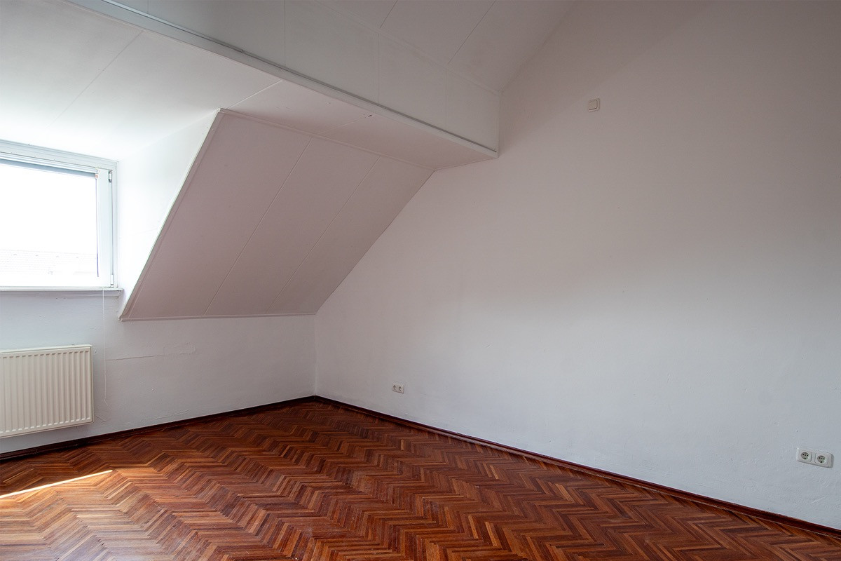 Exklusive Dachgeschosswohnung mit Dachterrasse, Empore und Altbaucharme – Oberstraße 9, 52070 Aachen – Vorschaubild 16