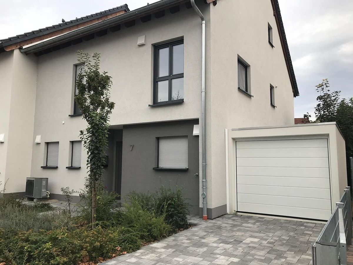 ENERGIEBEWUSST WOHNEN:  A+ Großzügige Doppelhaushälfte in Ludwigshafen KEINE MAKLER-PROVISION! – 67069 Ludwigshafen am Rhein - Oppau(Oppau) – Vorschaubild 2