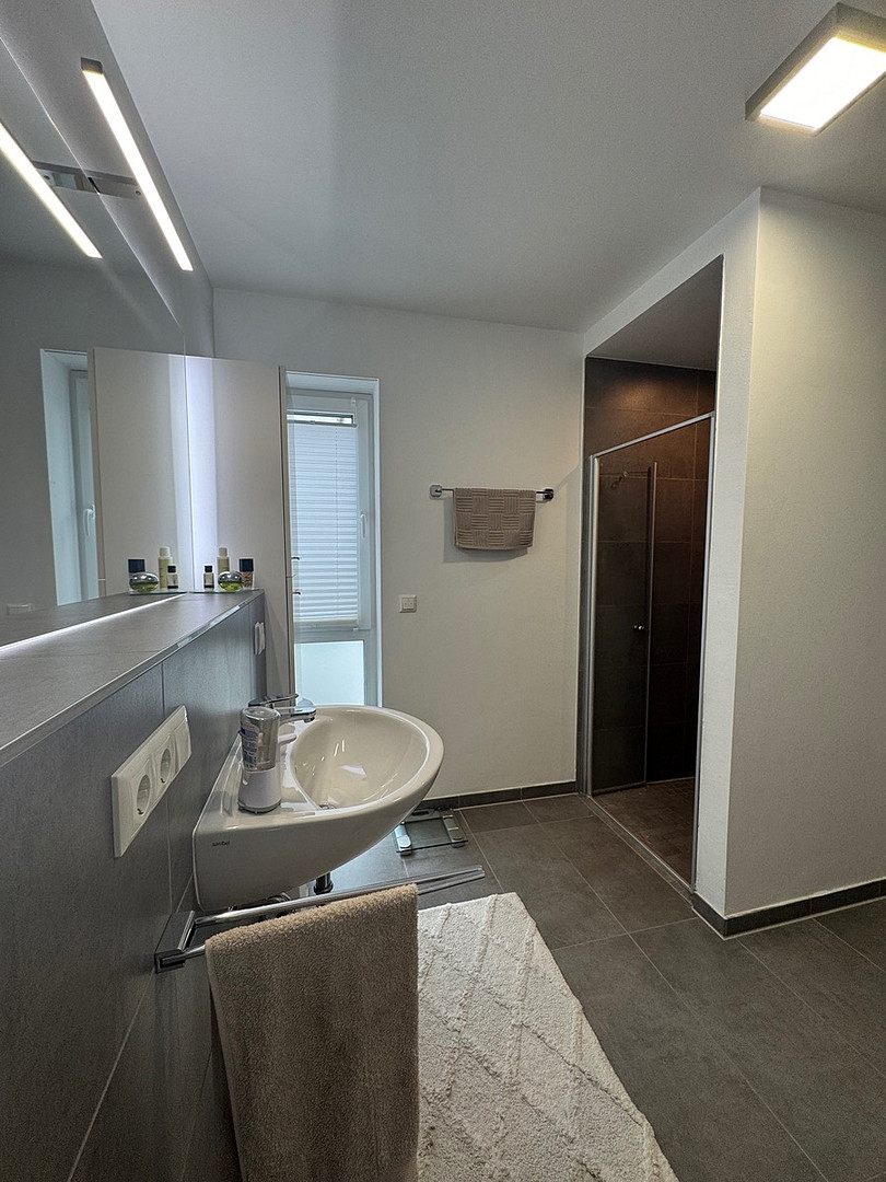 Moderne 4-Zimmer-Designwohnung mit höchster Energieeffizienz – Koblenz-Lay(Lay) – Vorschaubild 22