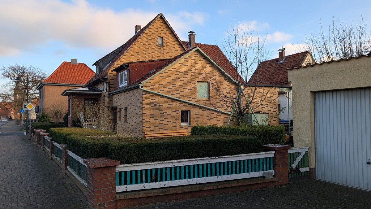 Großzügiges Einfamilienhaus in Ilsede OT Solschen – Hauptstraße, 31241 Ilsede(Klein Solschen) – Vorschaubild 2
