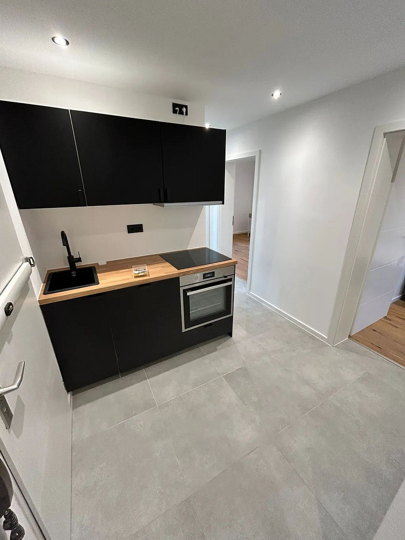 Modernes WG-Zimmer mit viel Licht/ Jaspersallee 27, München / 3.OG / WE47 / Zi.1 – Jaspersallee 27, 81245 München(Obermenzing) – Vorschaubild 6