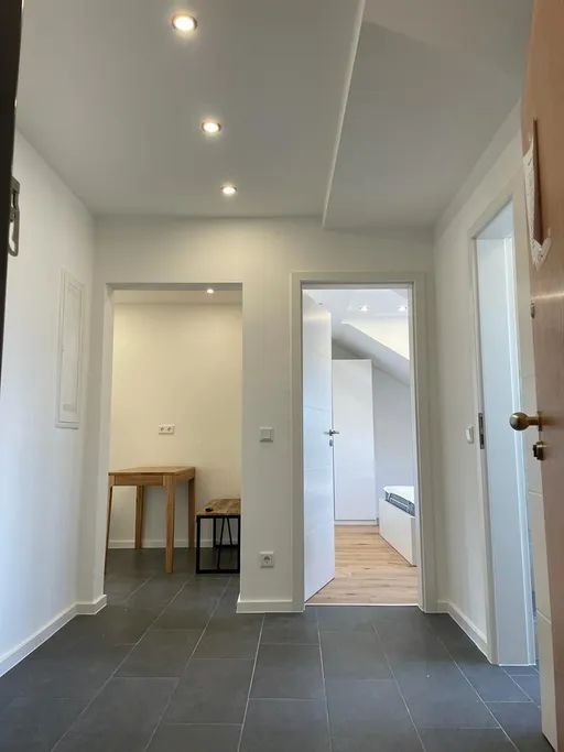 WG-Zimmer in attraktiver Stadtlage - Lenaustraße 8, München / 5.OG / Zi.3 – Lenaustraße 8, 81373 München(Sendling-Westpark) – Vorschaubild 7