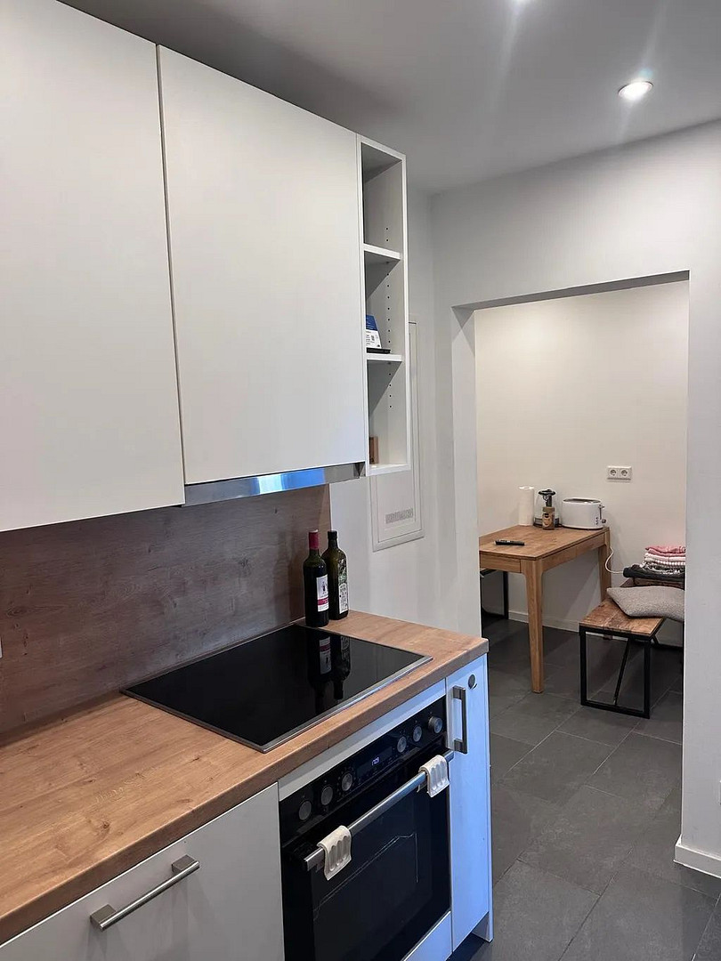 WG-Zimmer in attraktiver Stadtlage - Lenaustraße 8, München / 5.OG / Zi.3 – Lenaustraße 8, 81373 München(Sendling-Westpark) – Vorschaubild 4
