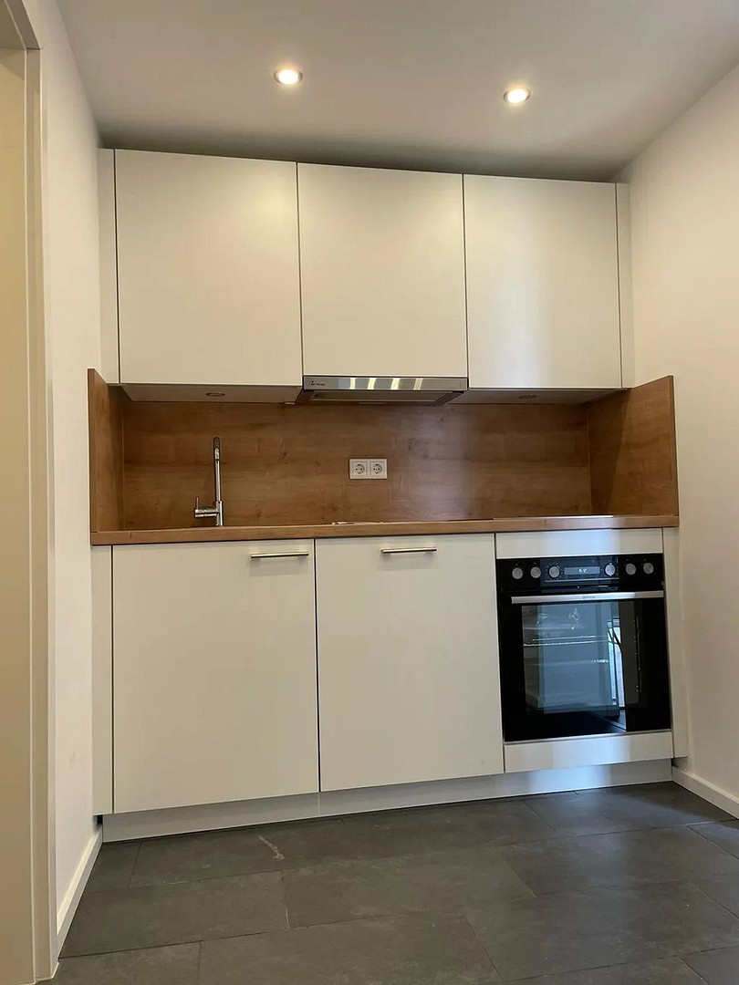 WG-Zimmer in zentraler und dennoch ruhiger Lage / Radolfzeller Straße 9, München / 5.OG / WE3054 / Zi.1 – Radolfzeller Straße 9, 81243 München(Aubing) – Vorschaubild 3