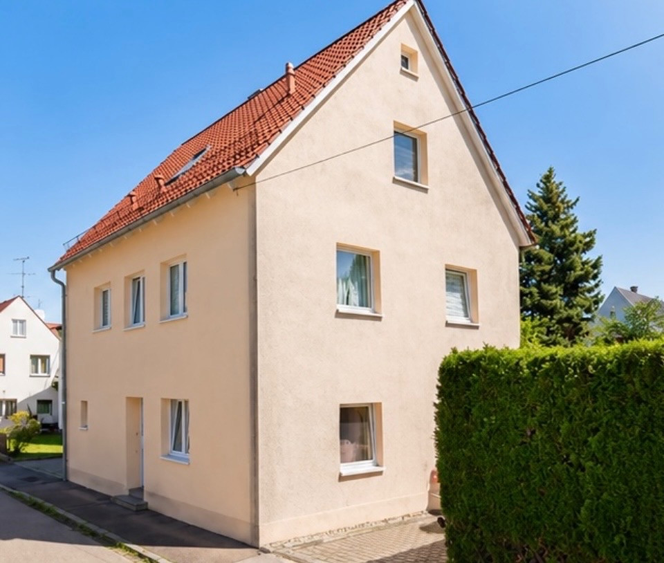 Gepflegtes 7 Zimmer Haus Geisenfeld – Geisenfeld – Vorschaubild 3