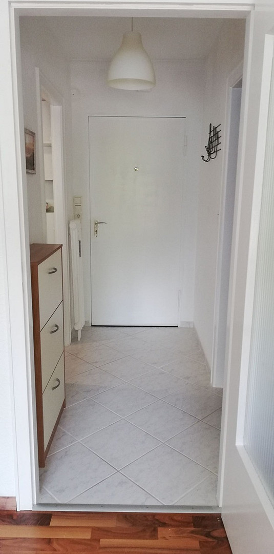 Voll ausgestattete Etagenwohnung, zentrale Stadtlage in Krankenhausnähe, sofort frei, von privat – Hochring 32, 38440 Wolfsburg – Vorschaubild 11