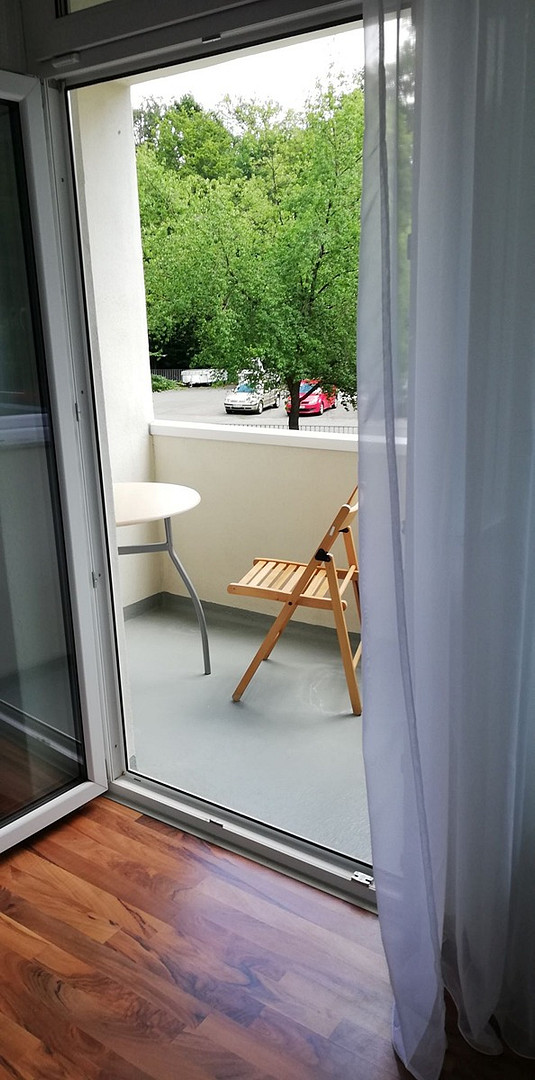 Voll ausgestattete Etagenwohnung, zentrale Stadtlage in Krankenhausnähe, sofort frei, von privat – Hochring 32, 38440 Wolfsburg – Vorschaubild 7
