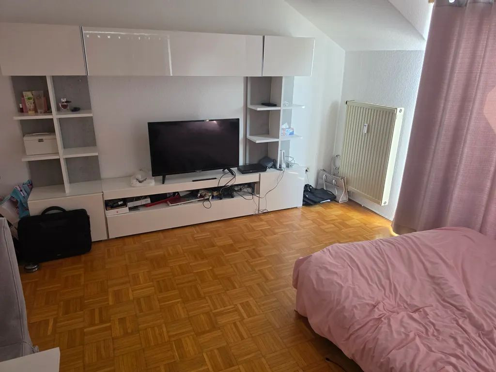 Schöne 2-Zimmer-Wohnung über den Dächern von Würzburg