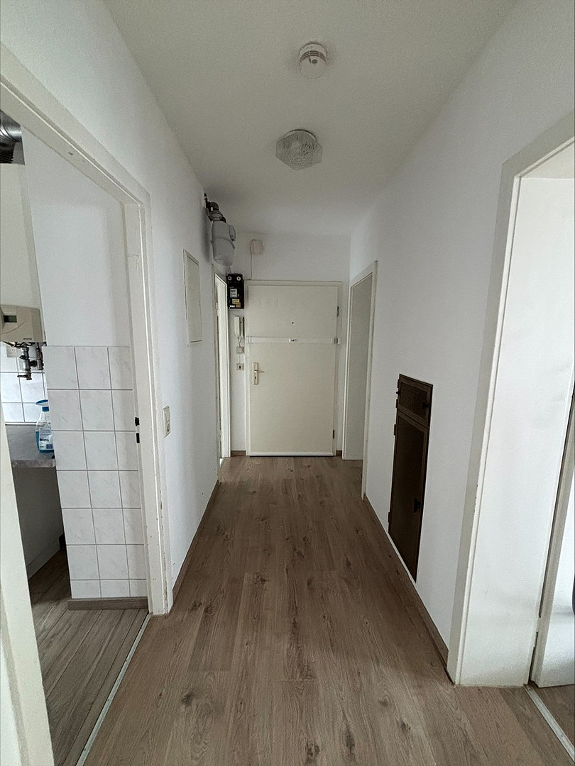 Helle 3-Zimmer-Wohnung mit Balkon in Stuttgart-Ost – 70186 Stuttgart(Ost) – Vorschaubild 6