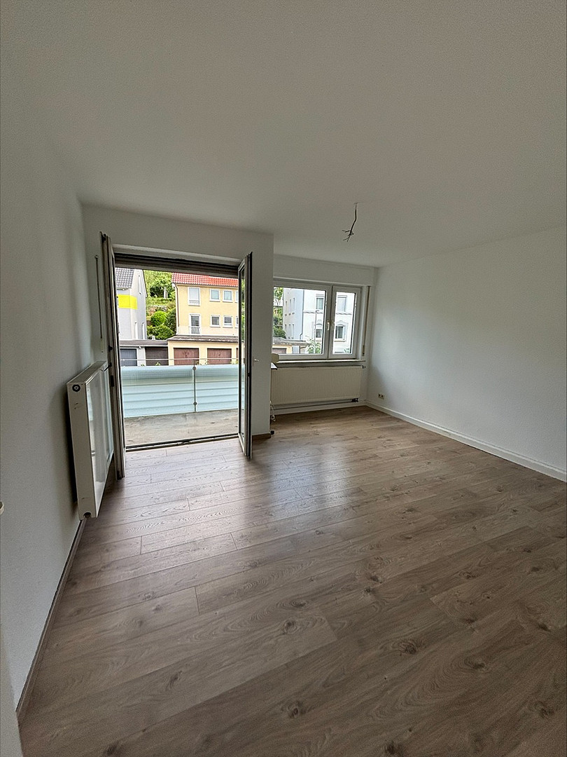 Helle 3-Zimmer-Wohnung mit Balkon in Stuttgart-Ost