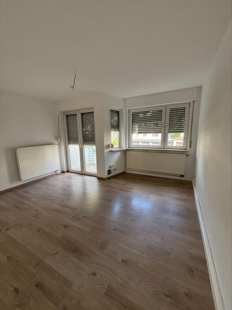 Helle 3-Zimmer-Wohnung mit Balkon in Stuttgart-Ost – 70186 Stuttgart(Ost) – Vorschaubild 2