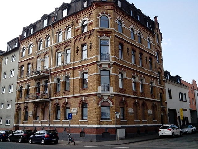 KO-Lützel, Nähe Balduinbrücke, 3 ZKBBalkon, 1. OG, 93 m²