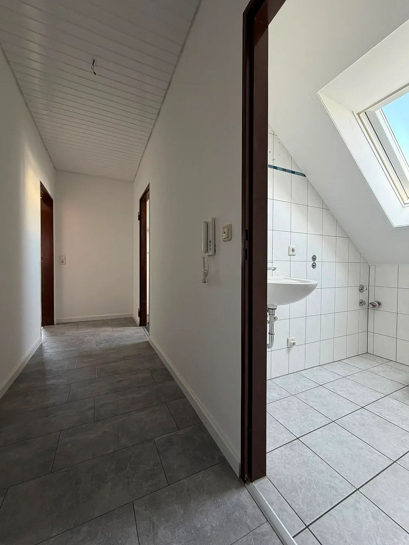 1-Zimmer-Wohnung mit Einbauküche Nürnberg – ab sofort bezugsfrei – Ahornstraße 4, 90451 Nürnberg(Röthenbach) – Vorschaubild 5