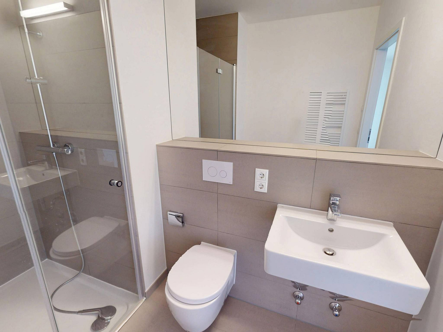 Geräumige 2-Zimmer-Wohnung mit EBK und 2 BALKONEN im Neubauquartier 'Ferdinand's Garden' – Plauener Straße 108, 13055 Berlin(Alt-Hohenschönhausen) – Vorschaubild 8