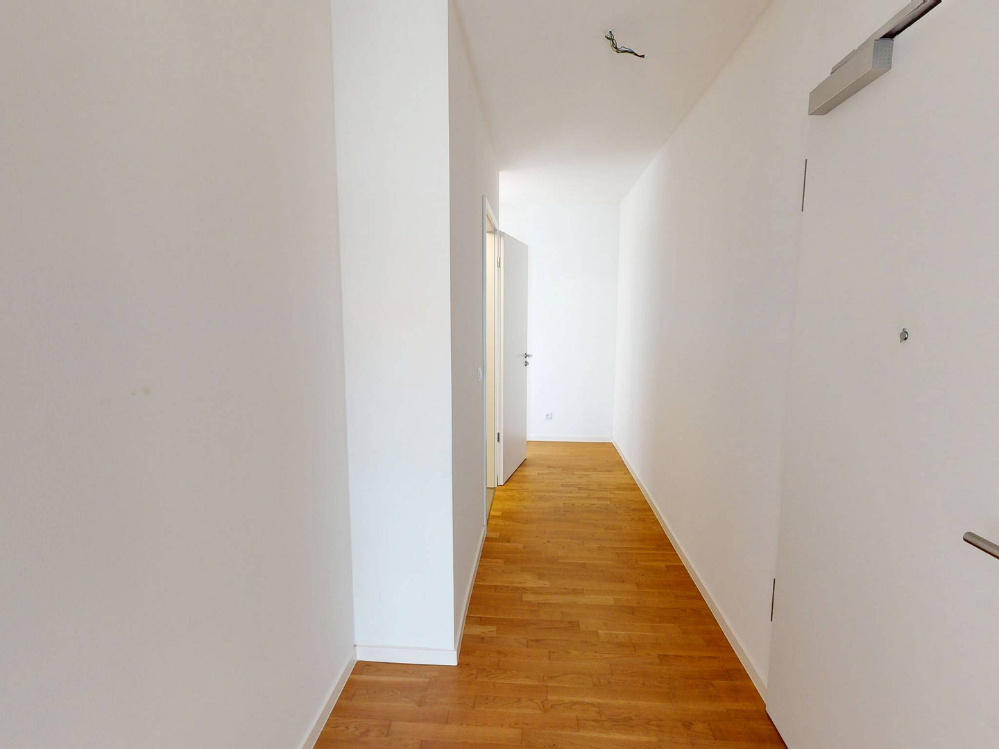Moderne 4-Zimmer-Wohnung mit 2 BALKONEN, 2 BÄDERN und EBK im Neubauquartier 'Ferdinand's Garden' – Plauener Strasse 102, 13055 Berlin(Alt-Hohenschönhausen) – Vorschaubild 12