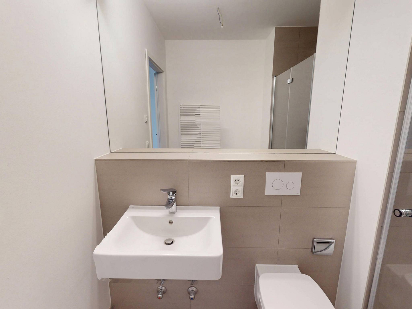 Moderne 4-Zimmer-Wohnung mit 2 BALKONEN, 2 BÄDERN und EBK im Neubauquartier 'Ferdinand's Garden' – Plauener Strasse 102, 13055 Berlin(Alt-Hohenschönhausen) – Vorschaubild 10