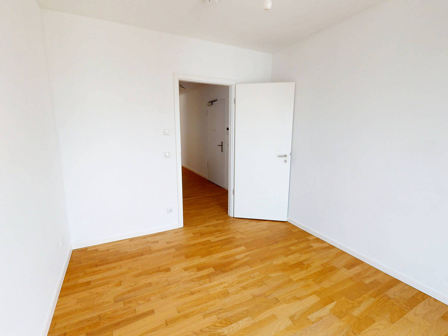 Moderne 4-Zimmer-Wohnung mit 2 BALKONEN, 2 BÄDERN und EBK im Neubauquartier 'Ferdinand's Garden' – Plauener Strasse 102, 13055 Berlin(Alt-Hohenschönhausen) – Vorschaubild 7