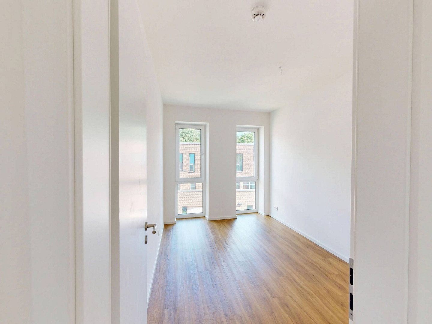 Wohnen auf höchstem Niveau – Penthouse mit Dachterrasse und privatem Liftzugang – Alte Sülldorfer Landstraße 402 b, 22559 Hamburg(Rissen) – Vorschaubild 9