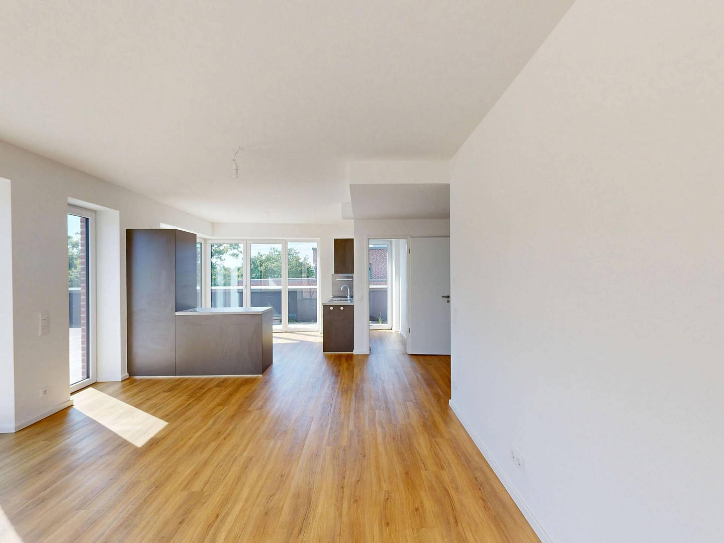 Wohnen auf höchstem Niveau – Penthouse mit Dachterrasse und privatem Liftzugang – Alte Sülldorfer Landstraße 402 b, 22559 Hamburg(Rissen) – Vorschaubild 3