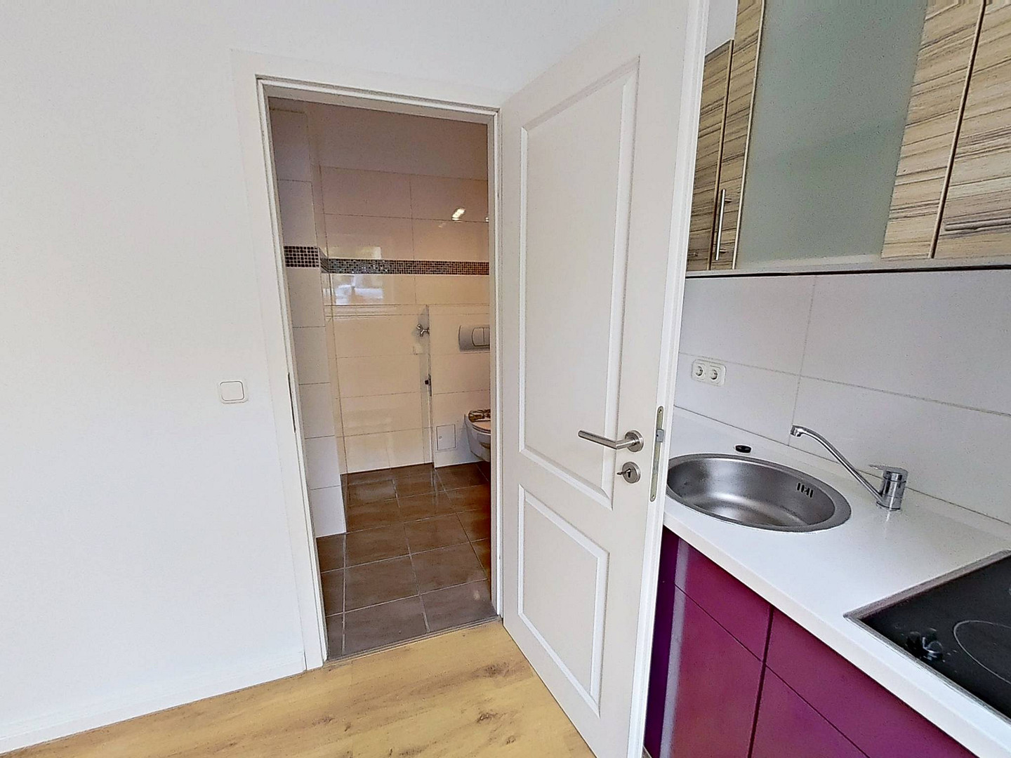 Viel Platz zum Wohlfühlen - Helle 2-Zimmer-Wohnung mit EBK in fußläufiger Nähe zur Altstadt – Breiter Weg 229 a, 39104 Magdeburg(Altstadt) – Vorschaubild 8