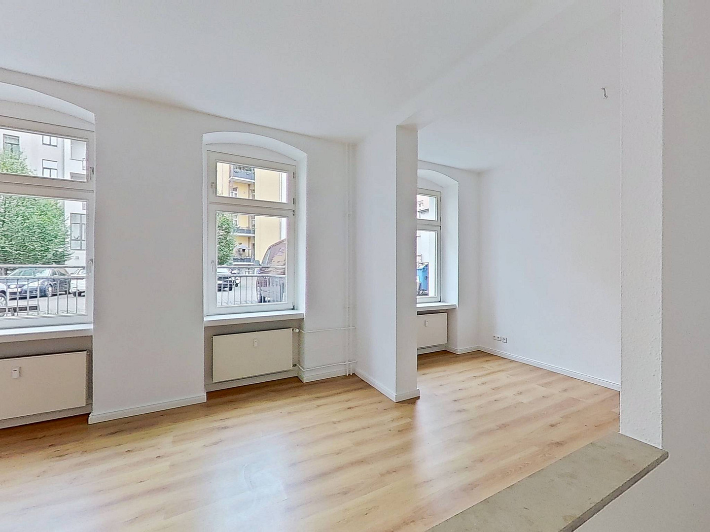 Viel Platz zum Wohlfühlen - Helle 2-Zimmer-Wohnung mit EBK in fußläufiger Nähe zur Altstadt – Breiter Weg 229 a, 39104 Magdeburg(Altstadt) – Vorschaubild 3