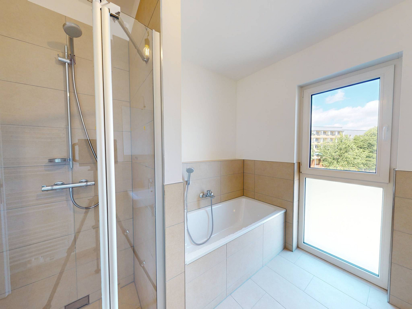 TOP-ANGEBOT: 3-Zimmer-Traumwohnung mit BALKON und moderner EINBAUKÜCHE im BERGQUARTIER Magdeburg! – 39116 Magdeburg(Sudenburg) – Vorschaubild 11