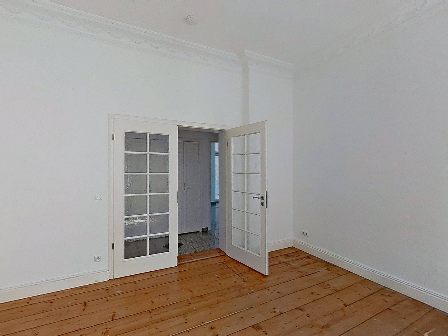 Historischer Charme trifft Wohnkomfort – 4-Zimmer-Altbauwohnung mit Balkon – 39124 Magdeburg-Neue Neustadt(Neue Neustadt) – Vorschaubild 2
