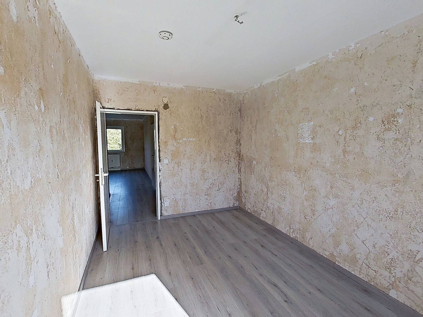 SELBST RENOVIEREN UND SPAREN: Große 4-Zimmer-Wohnung mit BALKON und viel Lichteinfall – 48159 Münster(Kinderhaus) – Vorschaubild 11