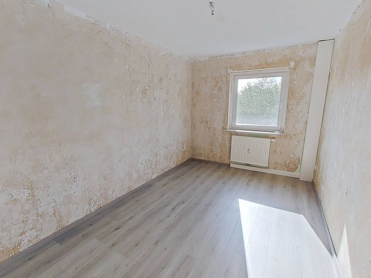 SELBST RENOVIEREN UND SPAREN: Große 4-Zimmer-Wohnung mit BALKON und viel Lichteinfall – 48159 Münster(Kinderhaus) – Vorschaubild 10