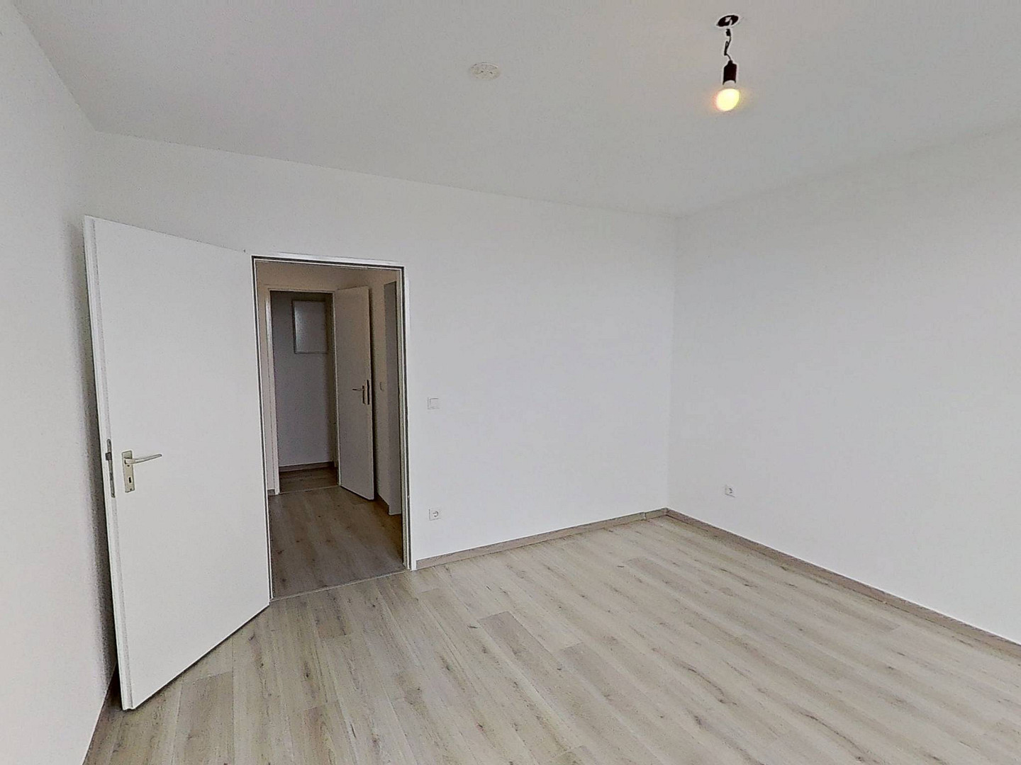 Hübsche 2-Zimmer-Wohnung mit modernem Wannenbad, großem BALKON  & tollem Ausblick – 48159 Münster(Kinderhaus) – Vorschaubild 5
