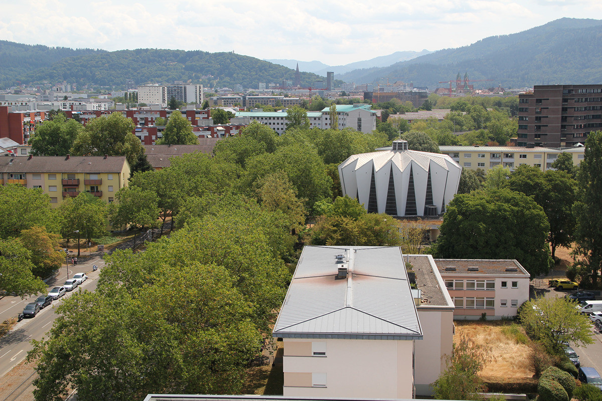 3-Zimmerwohnung mit Panoramablick, provisionsfrei von Privat – 79114 Freiburg i. Br.(Betzenhausen) – Vorschaubild 2