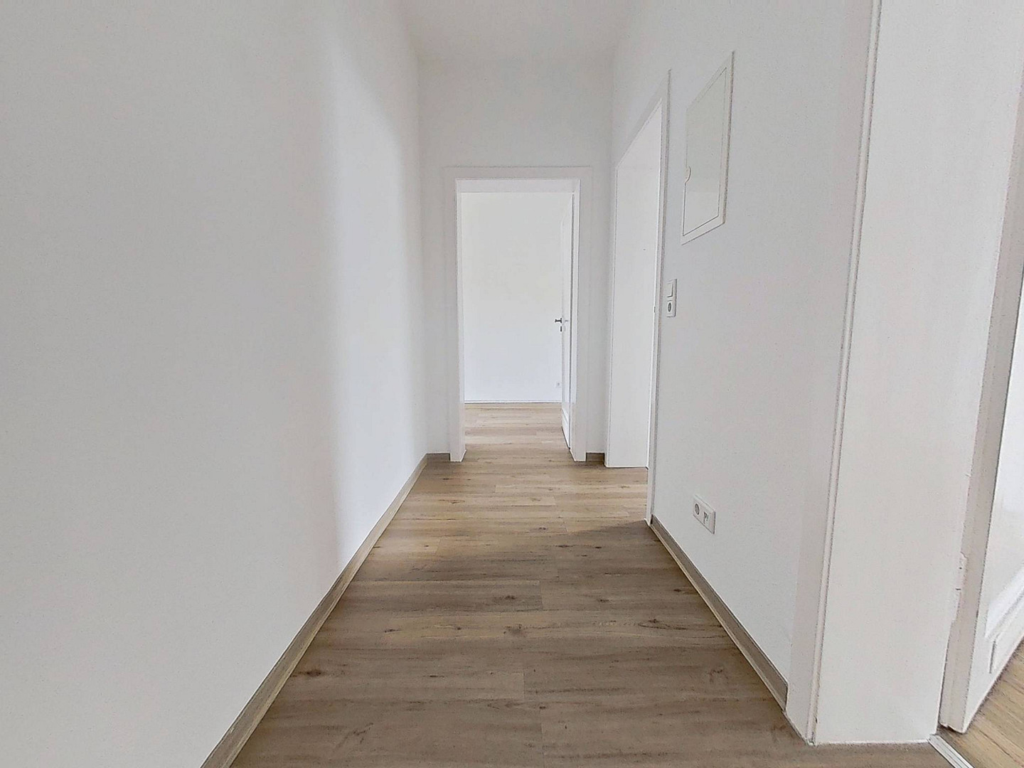 Helle 2-Zimmer-Wohnung mit großer Wohnküche – 33607 Bielefeld – Vorschaubild 8
