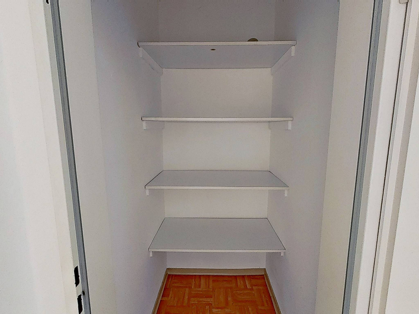 Ruhig gelegene 2-Zimmer-Wohnung mit BALKON in Bielefeld-Buschkamp – 33659 Bielefeld – Vorschaubild 11