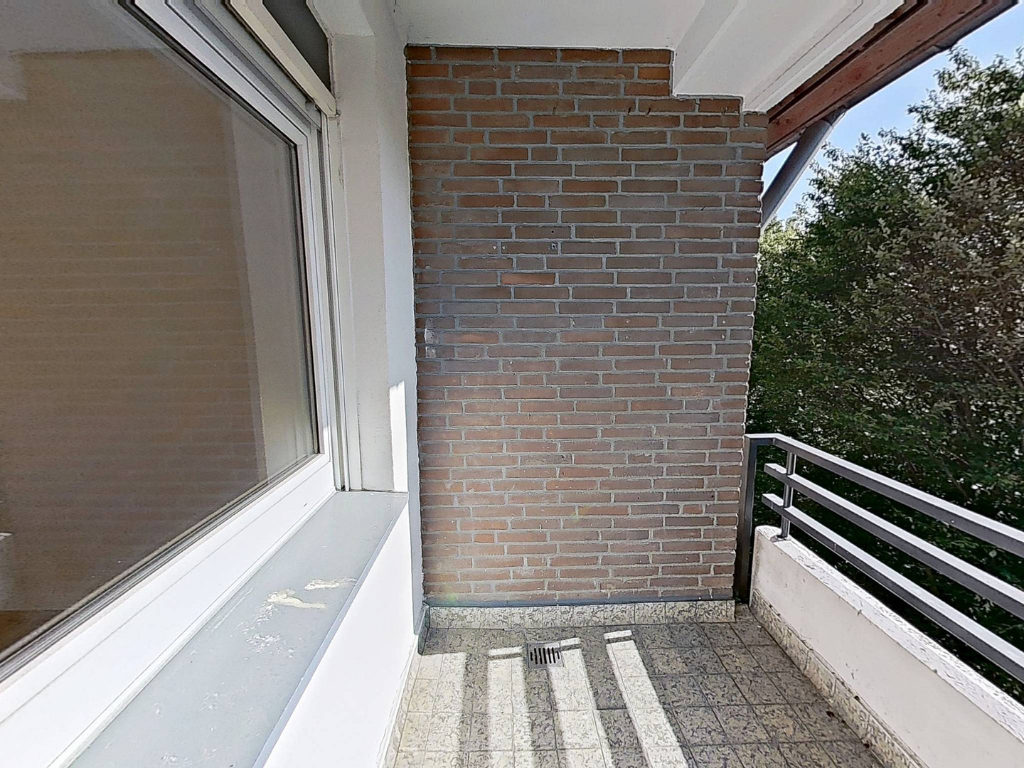 Ruhig gelegene 2-Zimmer-Wohnung mit BALKON in Bielefeld-Buschkamp – 33659 Bielefeld – Vorschaubild 2