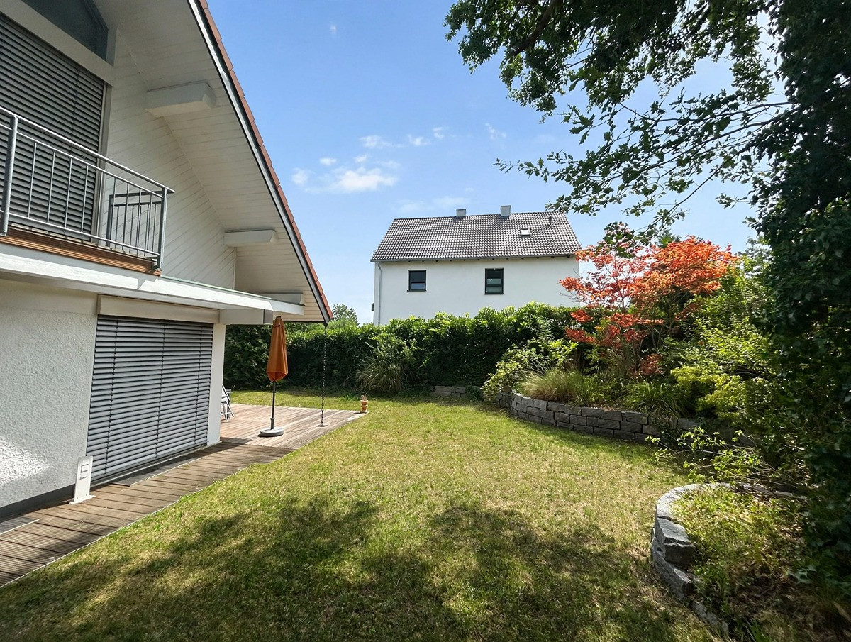 Von Privat: Individuelles Architektenhaus mit Galerie & Garten – Fürth – 90768 Fürth(Vach) – Vorschaubild 3