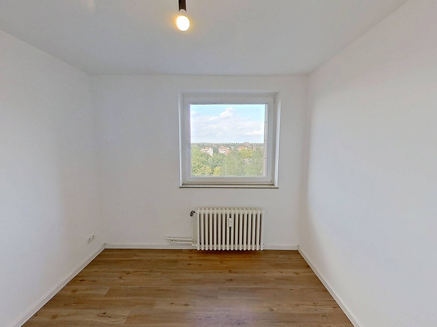 Moderne 3-Zimmer-Wohnung mit BALKON und toller Aussicht in Lübeck-St. Jürgen – 23562 Lübeck(Hüxtertor/Mühlentor/Gärtnergasse) – Vorschaubild 6