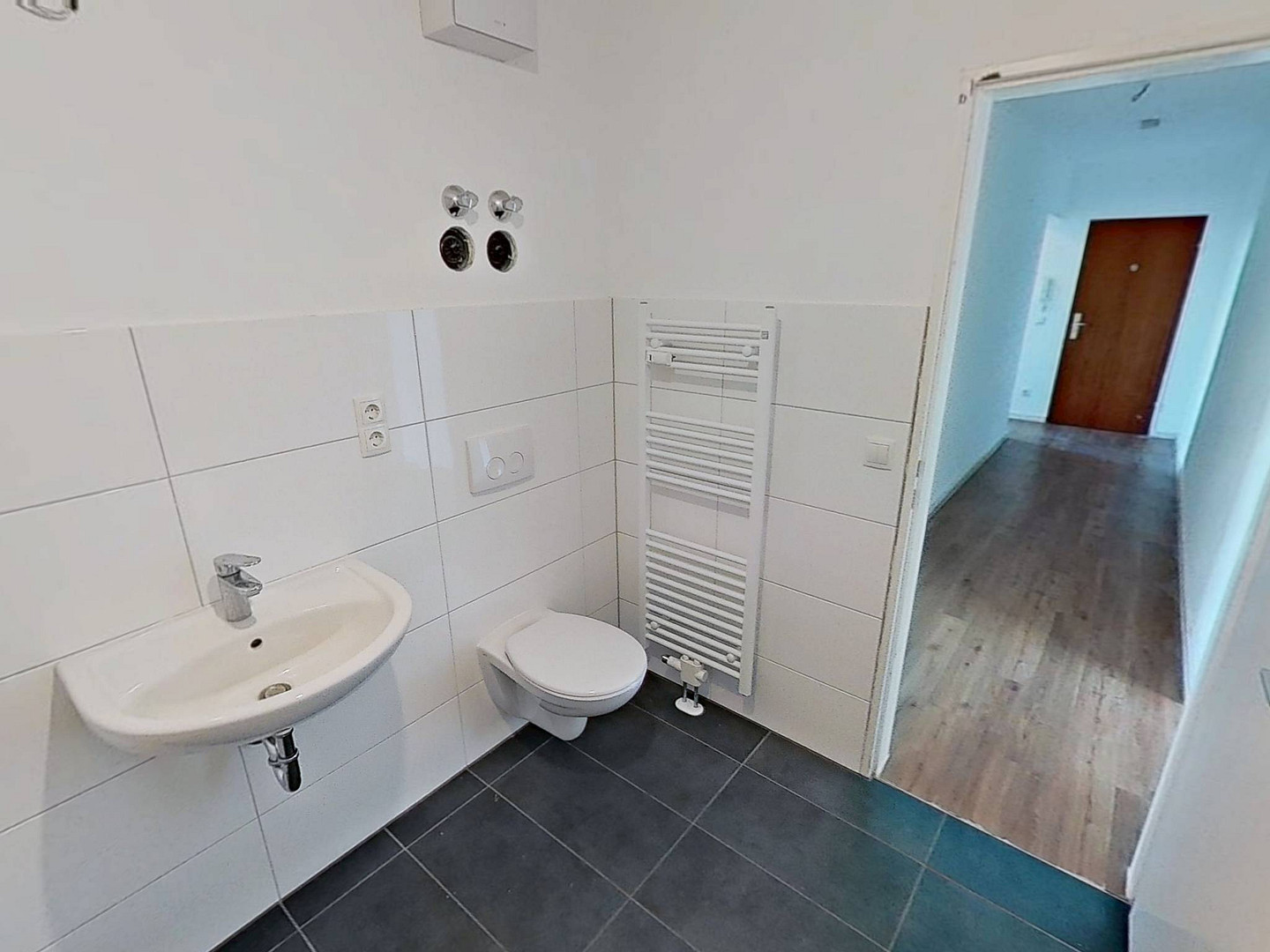 Moderne 3-Zimmer-Wohnung mit BALKON und toller Aussicht in Lübeck-St. Jürgen – 23562 Lübeck(Hüxtertor/Mühlentor/Gärtnergasse) – Vorschaubild 10