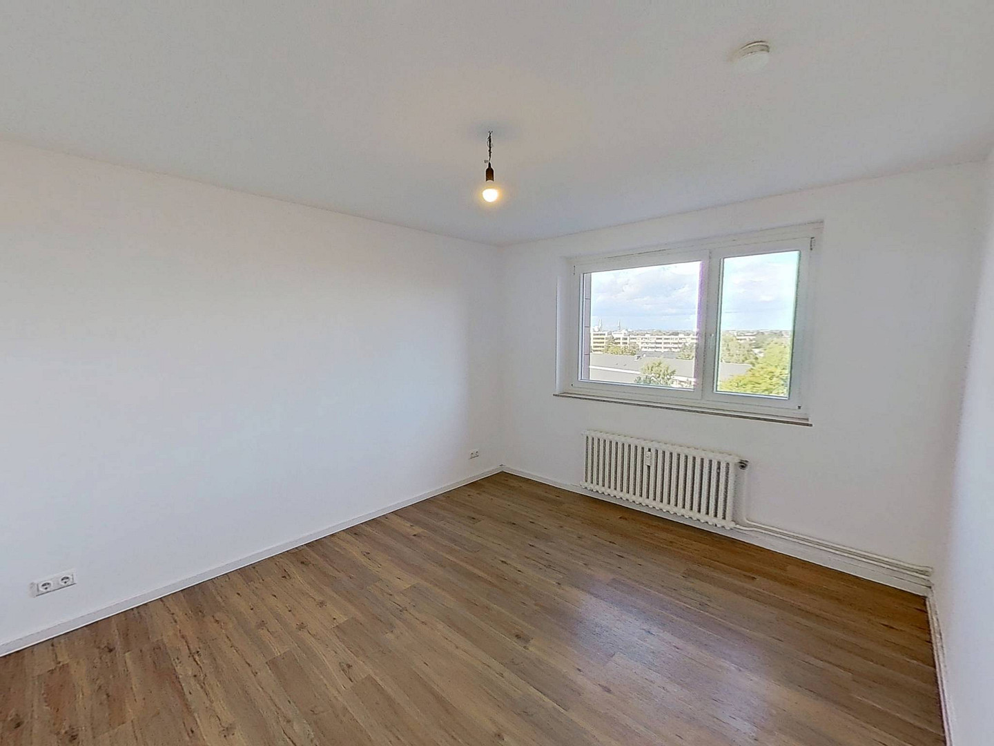 Moderne 3-Zimmer-Wohnung mit BALKON und toller Aussicht in Lübeck-St. Jürgen – 23562 Lübeck(Hüxtertor/Mühlentor/Gärtnergasse) – Vorschaubild 4