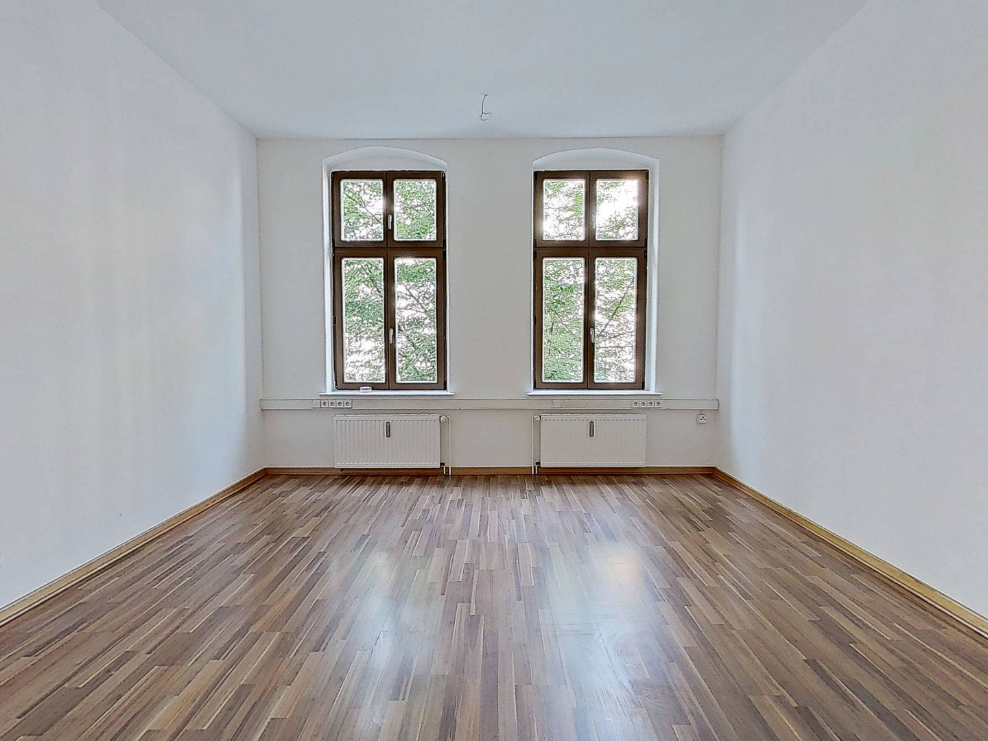 Herbstzauber fürs neue Zuhause - Einziehen, einkuscheln, Kaltmiete sparen: Weitläufige 4-Zimmer-Wohnung mit sonnigem BALKON – 39104 Magdeburg(Altstadt) – Vorschaubild 5