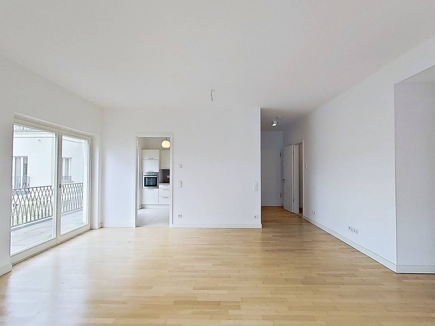 Exklusiver 2-Zimmer-Neubau mit 2 BALKONEN, EBK, Concierge-Service uvm. in den begehrten Heinrich-Heine-Gärten – 40549 Düsseldorf(Heerdt) – Vorschaubild 4