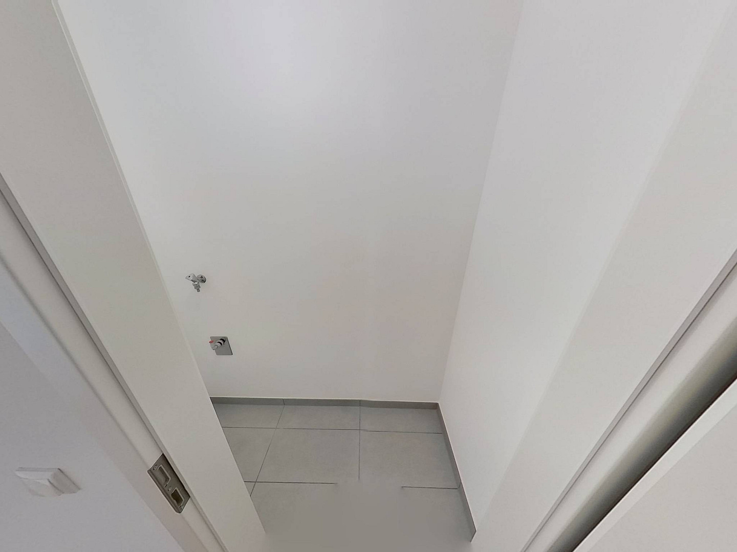 Moderne 2-Zimmer-Neubauwohnung mit Balkon und direktem Blick auf den Volksgarten – Foto 10