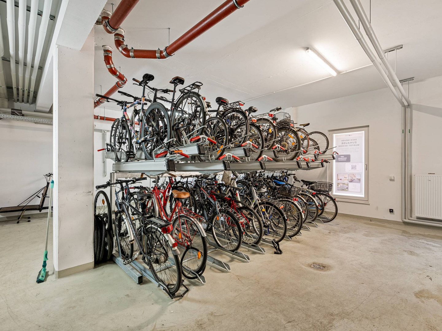 ** Modernes, vollmöbliertes 1-Zimmer-Apartment mit EINBAUKÜCHE und gemeinschaftlicher DACHTERRASSE ** – 4317 Leipzig(Reudnitz-Thonberg) – Vorschaubild 11